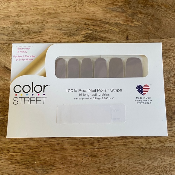 Colour Street Amazing Greige Nail Polish Strips - Picture 2 of 8